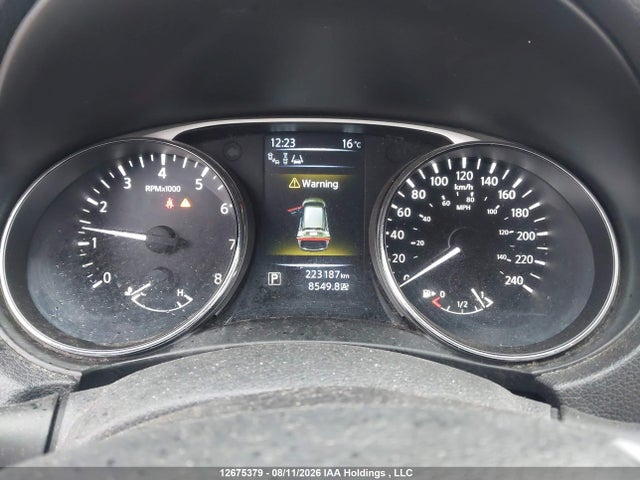 2015 Nissan Rogue S/sl/sv მანქანა იყიდება აუქციონზე, vin: 5N1AT2MV6FC882453, აუქციონის ნომერი: 12675379