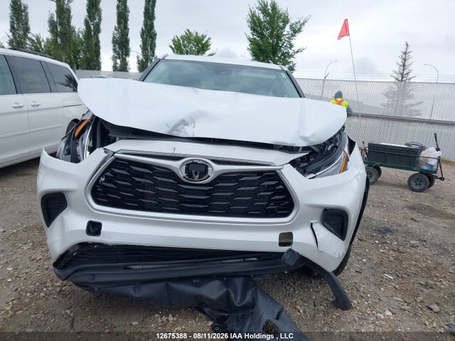 5TDKDRBH8PS022503 Toyota Highlander Le