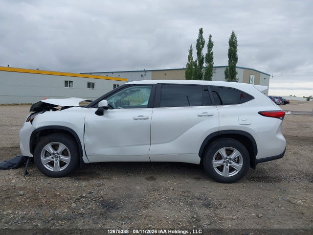 5TDKDRBH8PS022503 Toyota Highlander Le