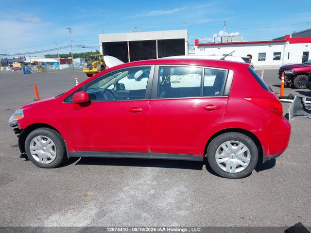 2010 Nissan Versa 1.8s მანქანა იყიდება აუქციონზე, vin: 3N1BC1CP9AL415033, აუქციონის ნომერი: 12675410
