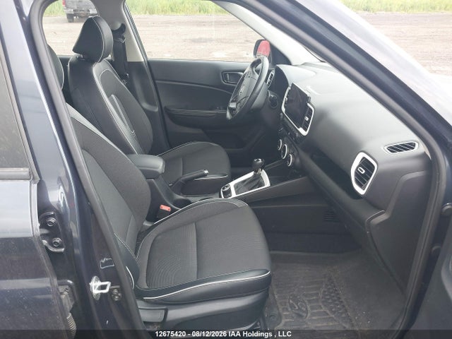 KMHRC8A34MU122294 Hyundai Venue Ultimate With Black Interior