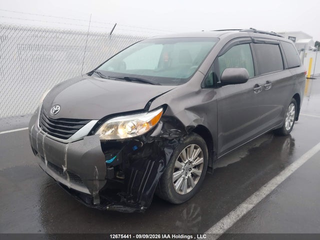 12675441 :رقم المزاد ، 5TDJK3DC6BS023755 vin ، 2011 Toyota Sienna Le 7 Passenger مزاد بيع