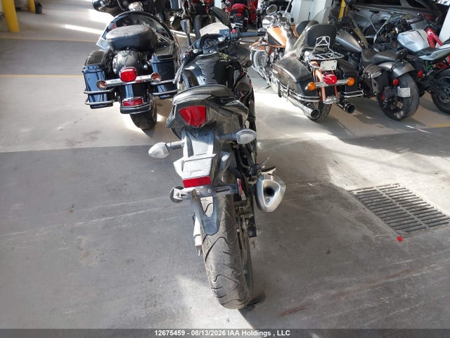 Suzuki GSX250R 2018 LC6DN11A4J1100464 Image 6