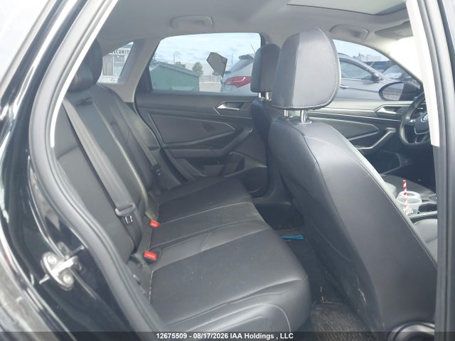 3VWE57BU4MM030926 Volkswagen JETTA SEL