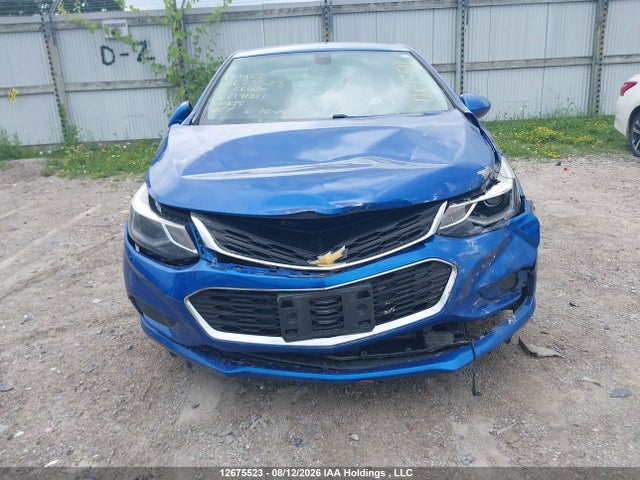 1G1BE5SM0J7191881 Chevrolet Cruze