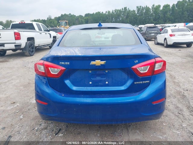 1G1BE5SM0J7191881 Chevrolet Cruze