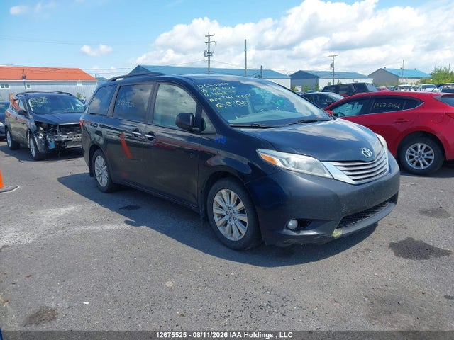 Auction sale of the 2015 Toyota Sienna Xle/limited, vin: 5TDDK3DC9FS104834, lot number: 12675525