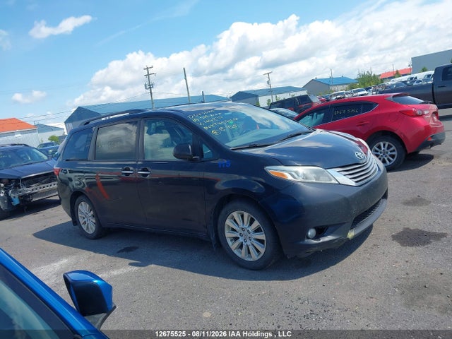 12675525 :رقم المزاد ، 5TDDK3DC9FS104834 vin ، 2015 Toyota Sienna Xle/limited مزاد بيع