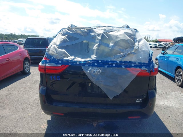 12675525 :رقم المزاد ، 5TDDK3DC9FS104834 vin ، 2015 Toyota Sienna Xle/limited مزاد بيع