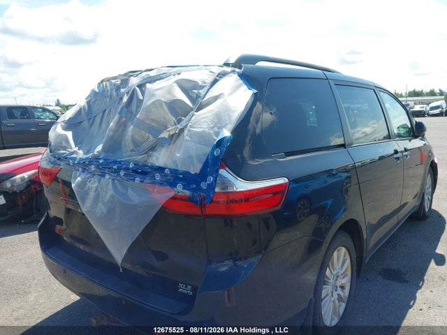 12675525 :رقم المزاد ، 5TDDK3DC9FS104834 vin ، 2015 Toyota Sienna Xle/limited مزاد بيع
