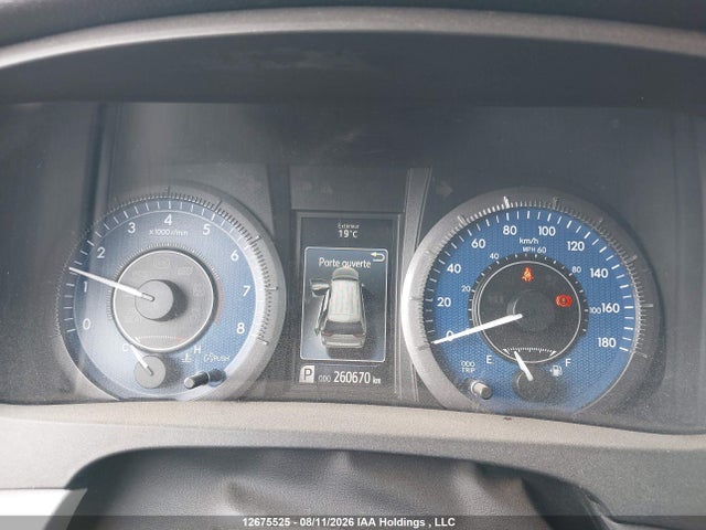 12675525 :رقم المزاد ، 5TDDK3DC9FS104834 vin ، 2015 Toyota Sienna Xle/limited مزاد بيع