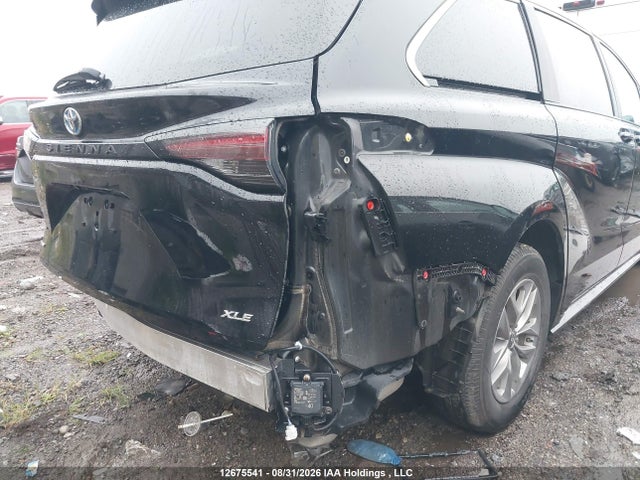 Toyota Sienna 2025 5TDGRKEC7SS247020 Image 19