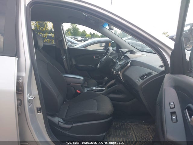 KM8JT3AF1EU907786 Hyundai Tucson Gl