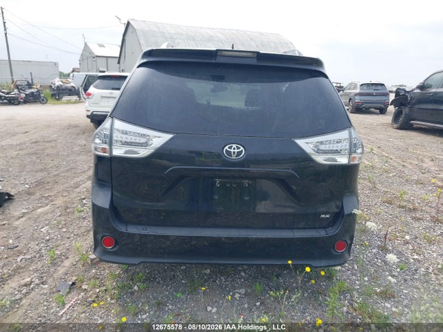 Продажа на аукционе авто 2018 Toyota Sienna Se/se Premium, vin: 5TDXZ3DCXJS961617, номер лота: 12675578