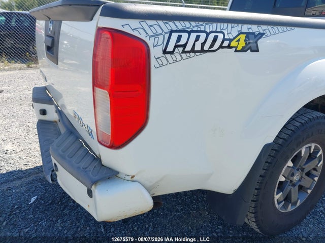12675579 :رقم المزاد ، 1N6AD0CWXFN758543 vin ، 2015 Nissan Frontier Pro-4x/sv مزاد بيع