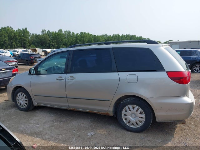 2004 Toyota Sienna მანქანა იყიდება აუქციონზე, vin: 5TDZA23C54S131465, აუქციონის ნომერი: 12675583