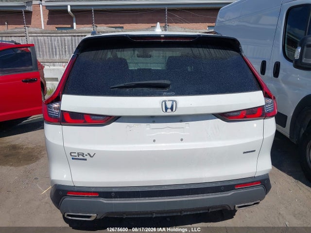 Honda CR-V 2024 2HKRS6H93RH204007 Image 16