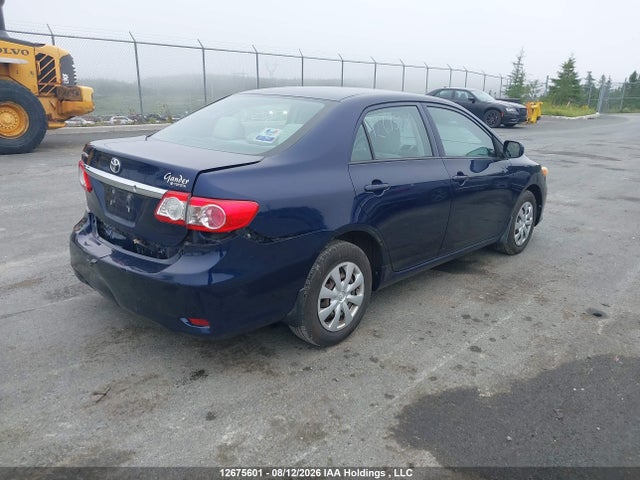 12675601 :رقم المزاد ، 2T1BU4EE9BC579796 vin ، 2011 Toyota Corolla S/le مزاد بيع