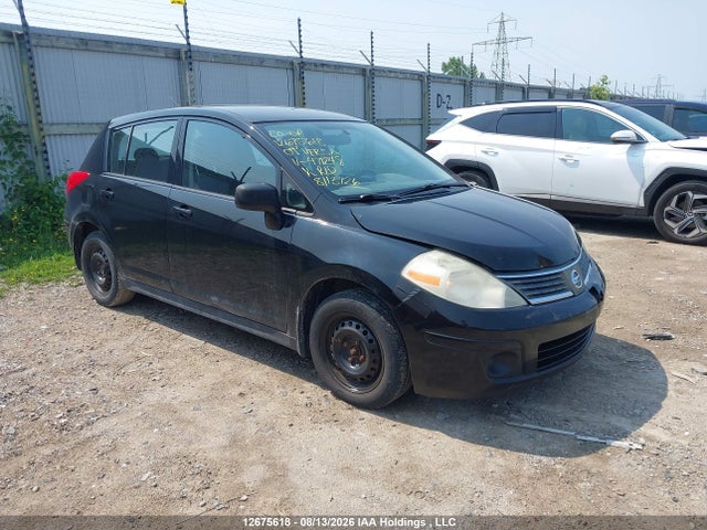 12675618 :رقم المزاد ، 3N1BC13EX9L471248 vin ، 2009 Nissan Versa 1.8s مزاد بيع