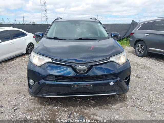 2018 Toyota Rav4 Xle მანქანა იყიდება აუქციონზე, vin: 2T3WFREV4JW417989, აუქციონის ნომერი: 12675637