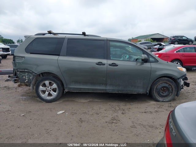 Продажа на аукционе авто 2012 Toyota Sienna, vin: 5TDZK3DC4CS246770, номер лота: 12675647