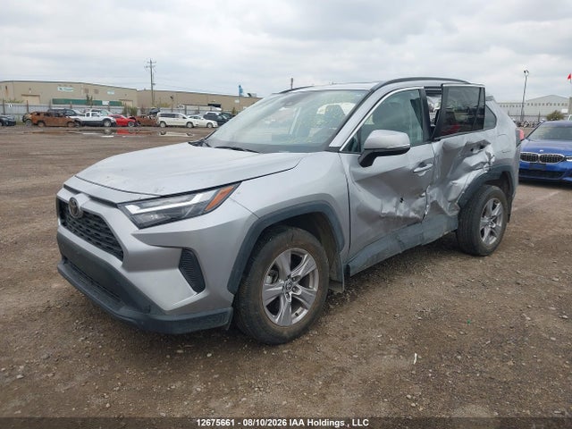 Toyota Rav4 Xle 2022 2T3R1RFVXNC304372 Image 2
