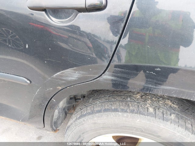 2007 Toyota Rav4 Limited მანქანა იყიდება აუქციონზე, vin: JTMBK34V775025937, აუქციონის ნომერი: 12675666
