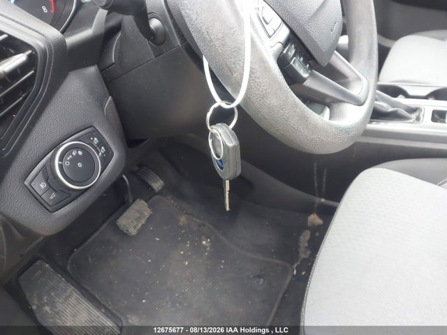 Продажа на аукционе авто 2017 Ford Escape Se, vin: 1FMCU9GD4HUC36116, номер лота: 12675677