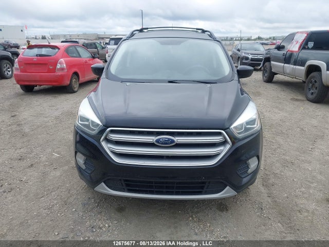 Продажа на аукционе авто 2017 Ford Escape Se, vin: 1FMCU9GD4HUC36116, номер лота: 12675677