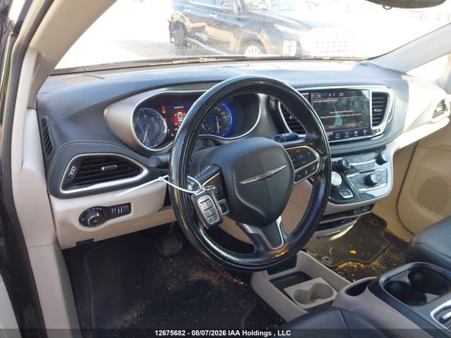 2022 Chrysler Pacifica Touring L მანქანა იყიდება აუქციონზე, vin: 2C4RC3BG3NR107793, აუქციონის ნომერი: 12675682
