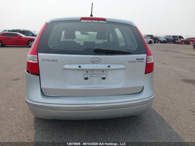 2010 Hyundai Elantra Touring Gl მანქანა იყიდება აუქციონზე, vin: KMHDB8AE0AU074223, აუქციონის ნომერი: 12675689