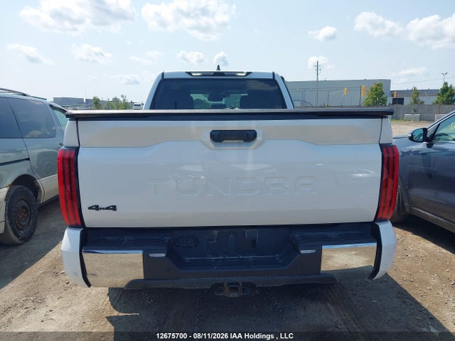 Продажа на аукционе авто 2024 Toyota Tundra Sr5 4x4, vin: 5TFLA5EC8RX022827, номер лота: 12675700