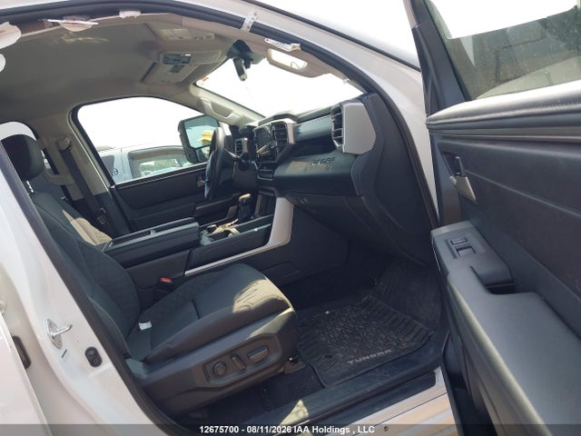 Продажа на аукционе авто 2024 Toyota Tundra Sr5 4x4, vin: 5TFLA5EC8RX022827, номер лота: 12675700