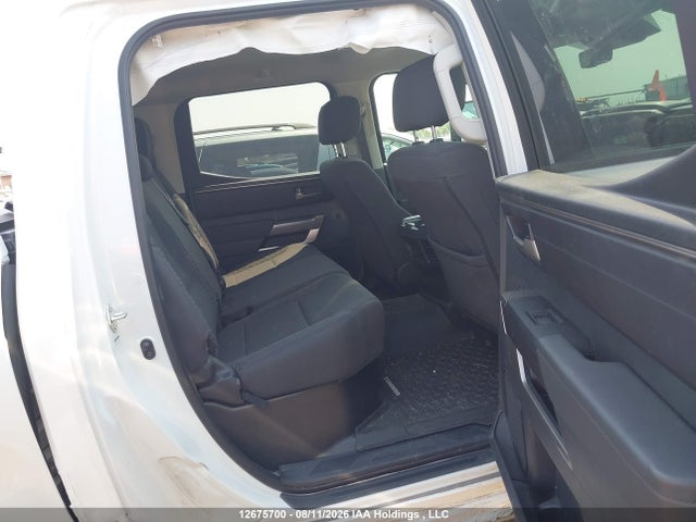 Продажа на аукционе авто 2024 Toyota Tundra Sr5 4x4, vin: 5TFLA5EC8RX022827, номер лота: 12675700