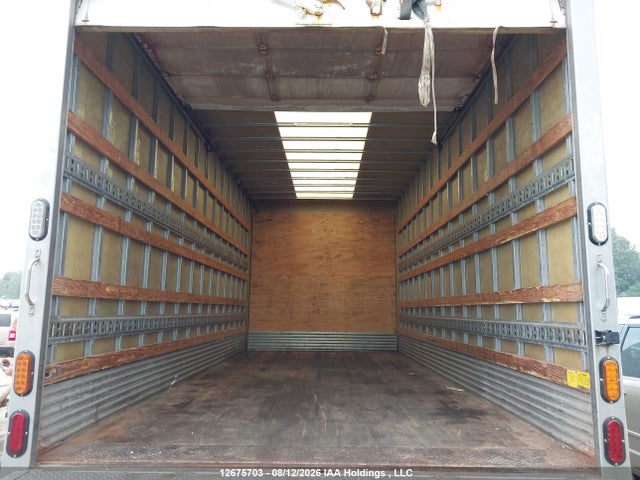 12675703 :رقم المزاد ، JALE5W165N7301597 vin ، 2022 Isuzu Nrr مزاد بيع