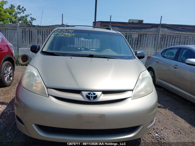 2008 Toyota Sienna Ce მანქანა იყიდება აუქციონზე, vin: 5TDZK29C18S139007, აუქციონის ნომერი: 12675711