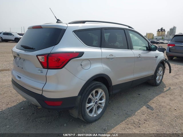 1FMCU9HD5KUC40908 Ford ESCAPE SEL