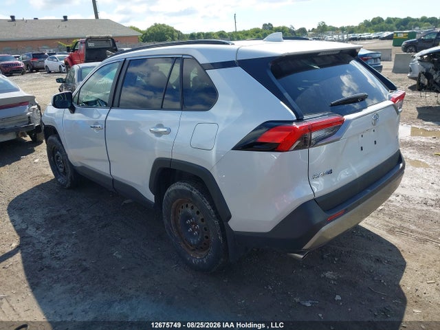 Toyota Rav4 Limited 2025 2T3D1RFV4SW584794 Image 3