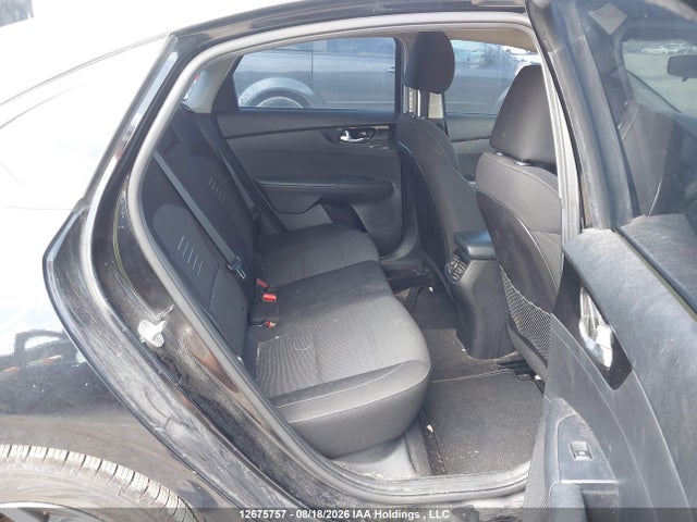 KIA Forte 2021 3KPF54AD5ME344442 Image 8