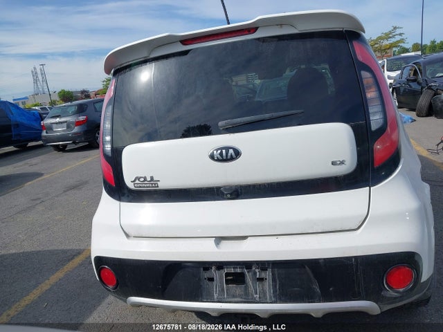 KIA SOUL + 2017 KNDJP3A56H7490166 Image 17