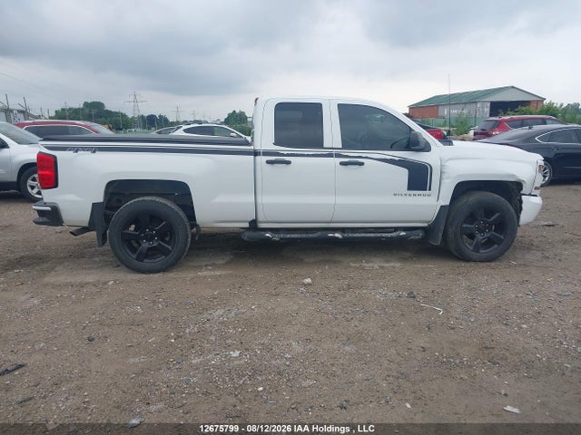Chevrolet Silverado 1500 Custom 2018 1GCVKPEC7JZ249338 Image 13