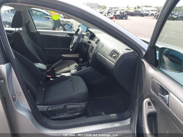 3VW167AJ6GM306367 Volkswagen JETTA S