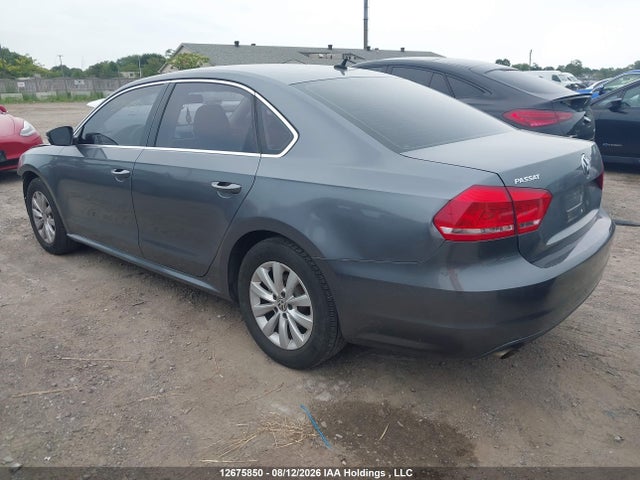 Продажа на аукционе авто 2014 Volkswagen Passat S, vin: 1VWAH7A34EC011763, номер лота: 12675850