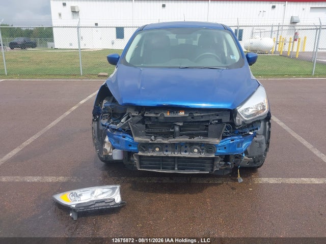 2019 Ford Escape Se მანქანა იყიდება აუქციონზე, vin: 1FMCU0GD4KUC11977, აუქციონის ნომერი: 12675872