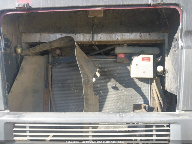 Aukcja sprzedaży 2002 Freightliner Chassis X Line Motor Home, vin: 4UZAAHAK12CJ85611, numer aukcji: 12675875