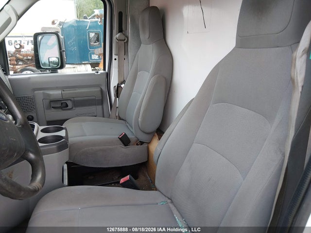 Ford Econoline E450 Super Duty Cutwy Van 2016 1FDWE4FL2GDC29167 Image 8