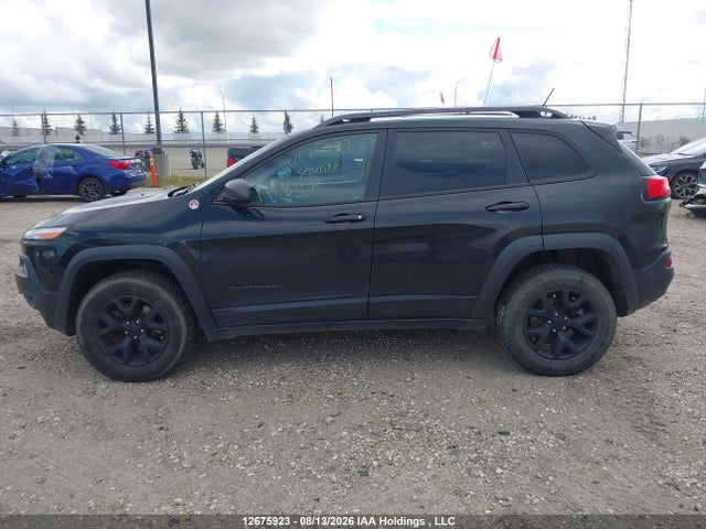 Продаж на аукціоні авто 2015 Jeep Cherokee Trailhawk, vin: 1C4PJMBS2FW724859, номер лоту: 12675923