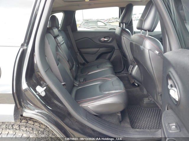 Продаж на аукціоні авто 2015 Jeep Cherokee Trailhawk, vin: 1C4PJMBS2FW724859, номер лоту: 12675923
