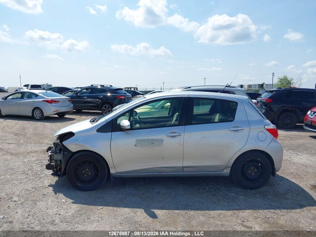 2012 Toyota Yaris მანქანა იყიდება აუქციონზე, vin: JTDKTUD35CD528061, აუქციონის ნომერი: 12675987