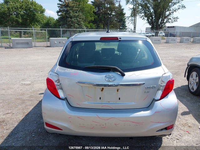 2012 Toyota Yaris მანქანა იყიდება აუქციონზე, vin: JTDKTUD35CD528061, აუქციონის ნომერი: 12675987